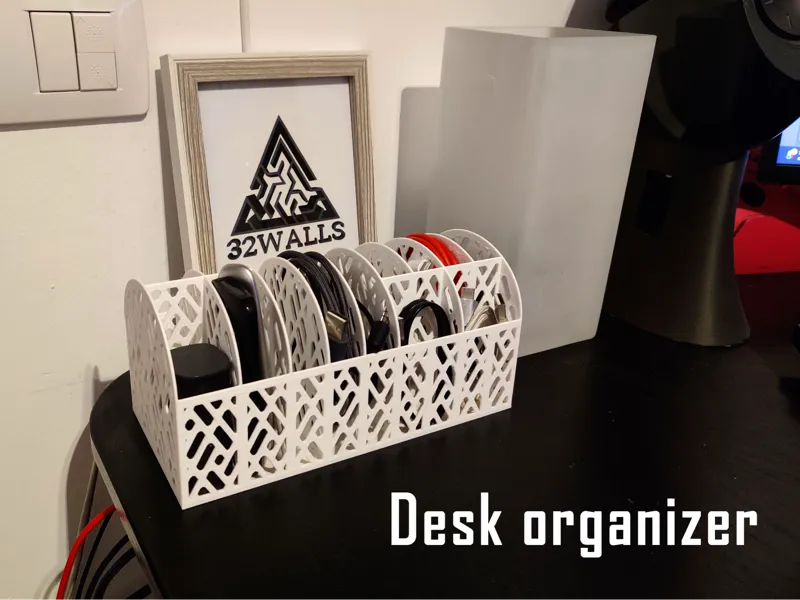 Desk organizer / cable box