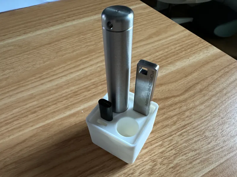 Cryptosteel Capsule Duo + USB (1x1x5 - Gridfinity)