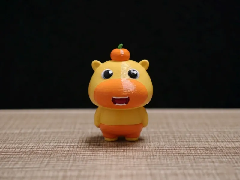 站立的噜噜（Standing Lulu）