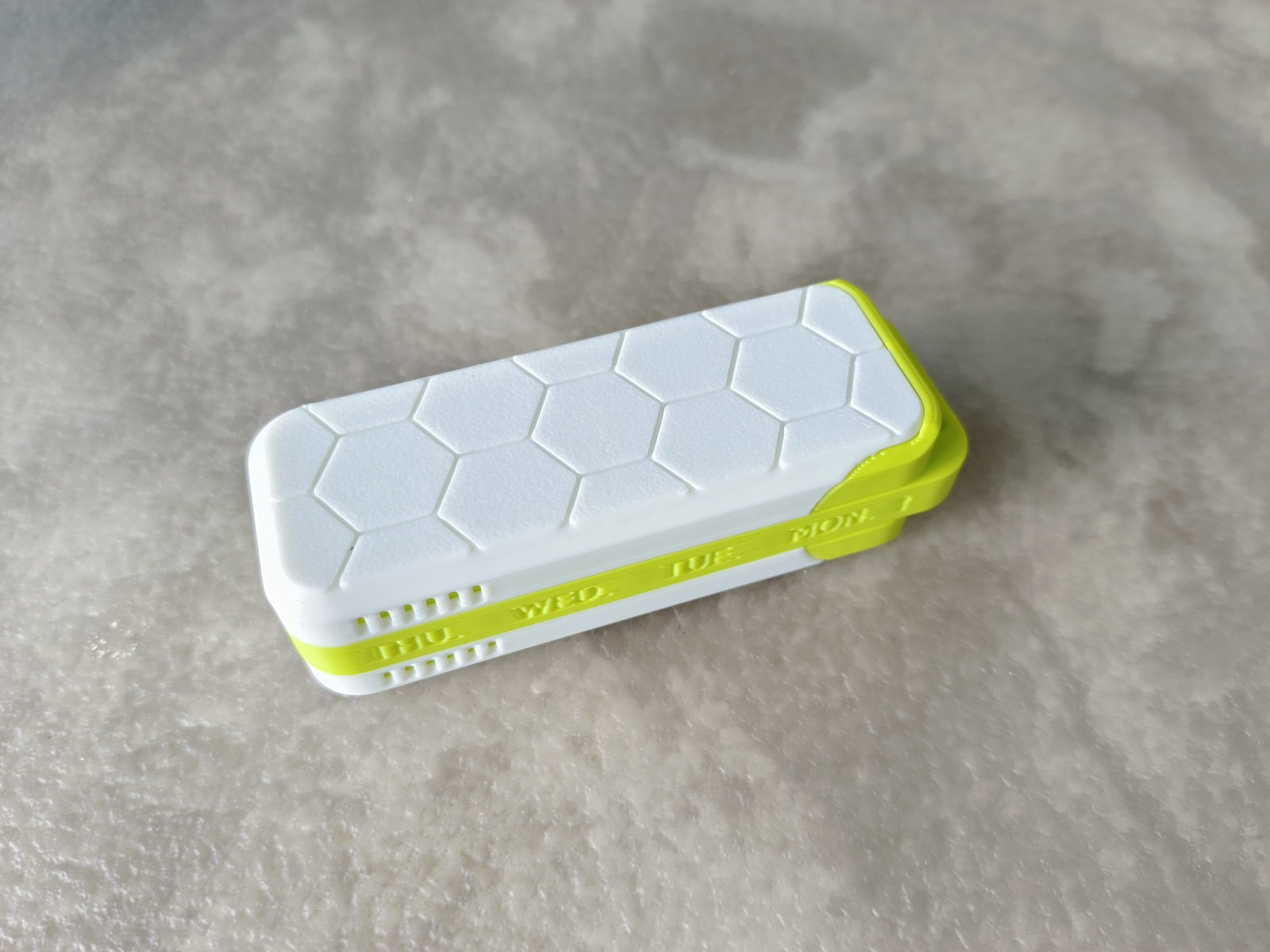Miniatura 4 do modelo 3D 双滑盖便携7天药盒