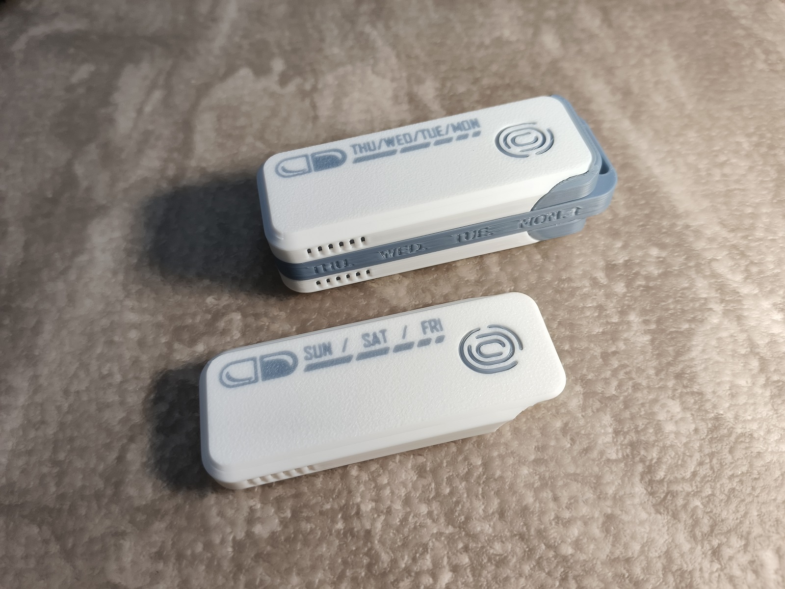 Miniatura 3 do modelo 3D 双滑盖便携7天药盒