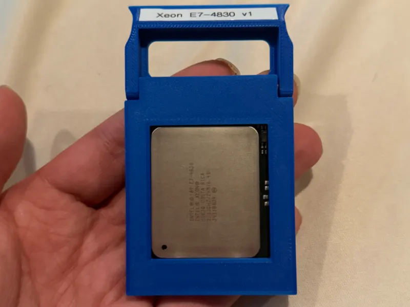 LTT LGA 1567 CPU Holder