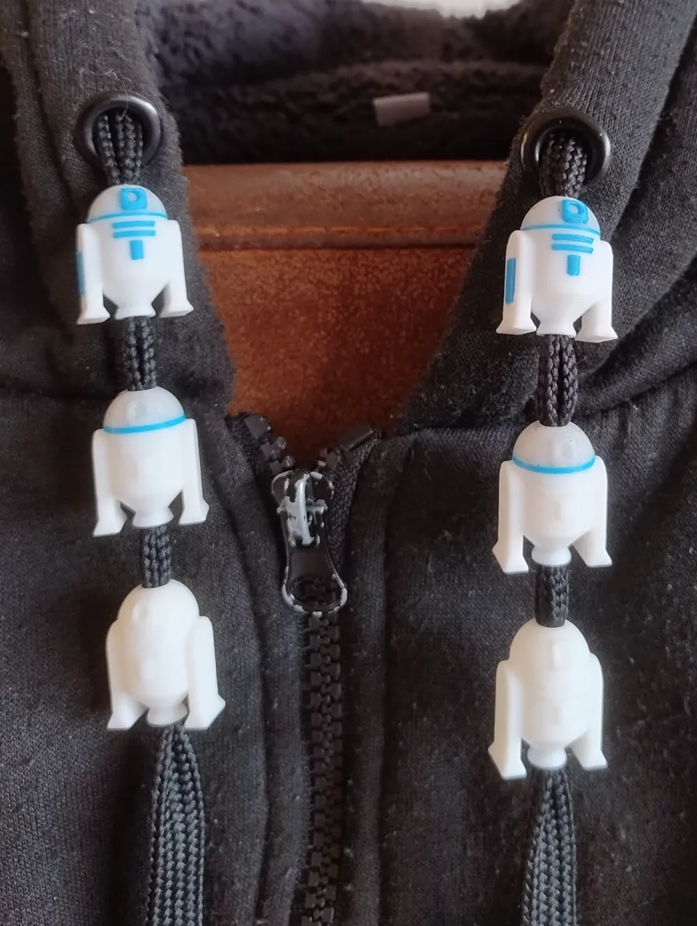 R2D2 Drawstring Beads by Alwyn - MakerWorld