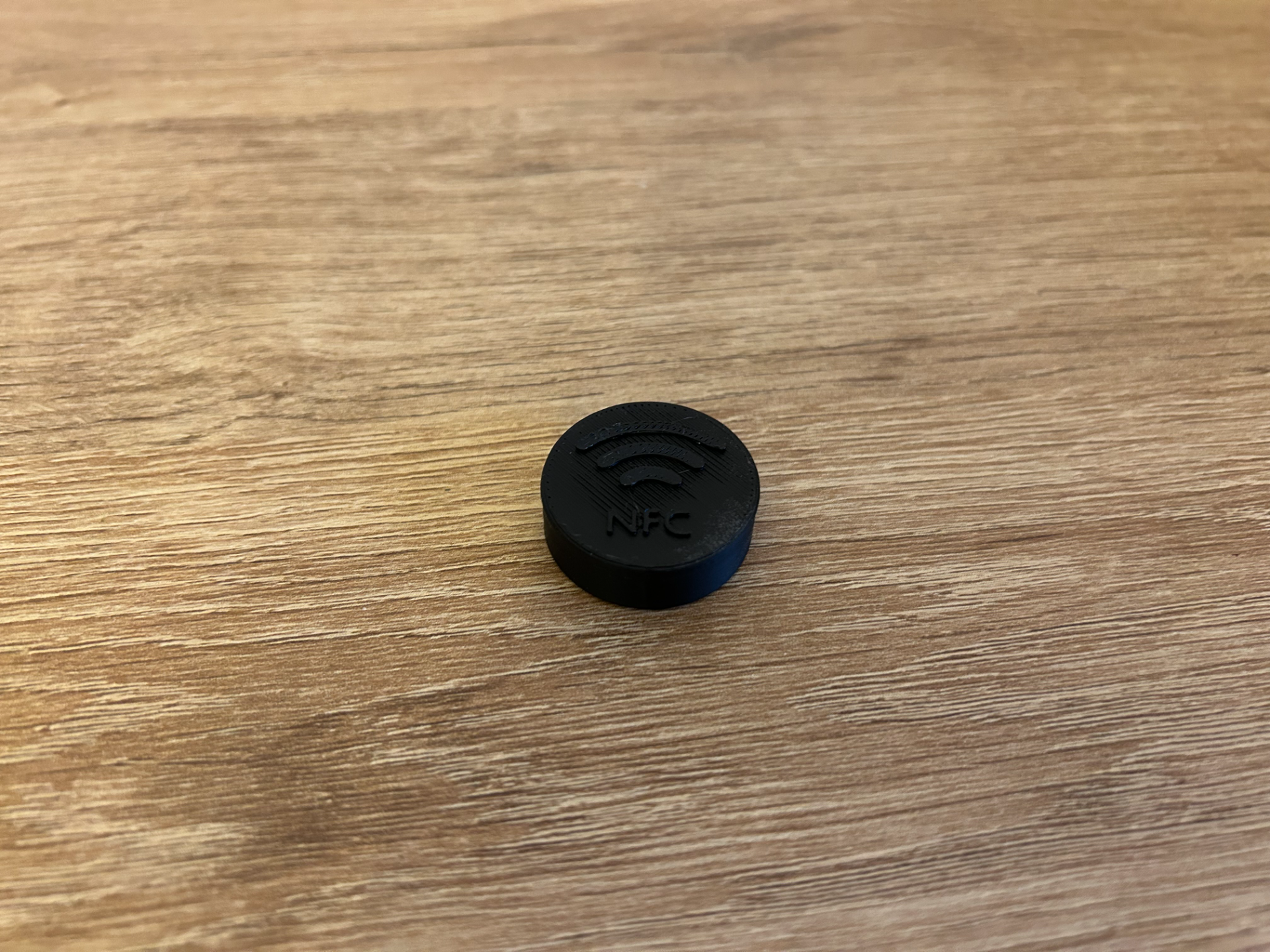 Magnetic NFC tag case (please read instructions)