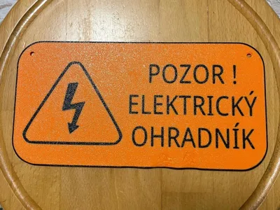 Caution electric fence