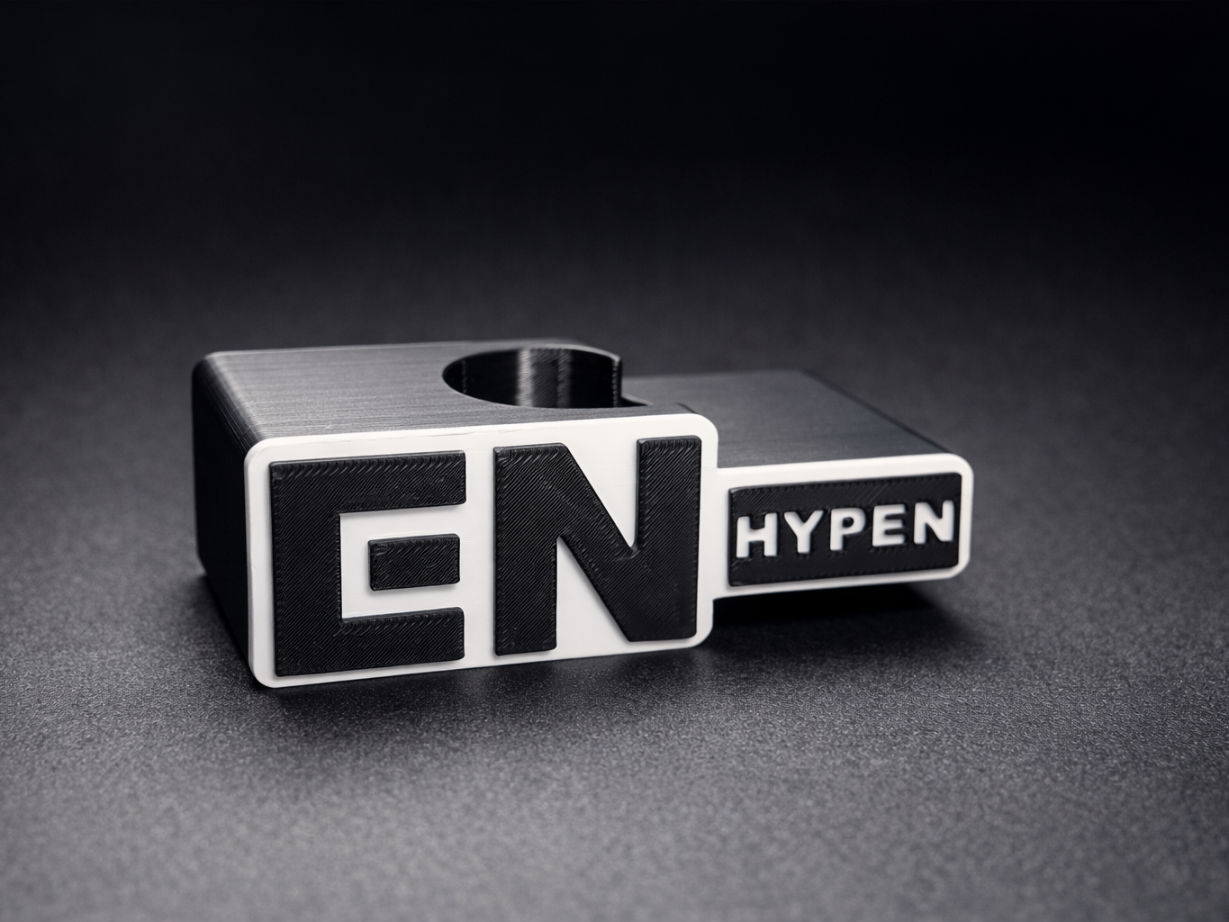 ENHYPEN Lightstick Stand – Logo Edition
