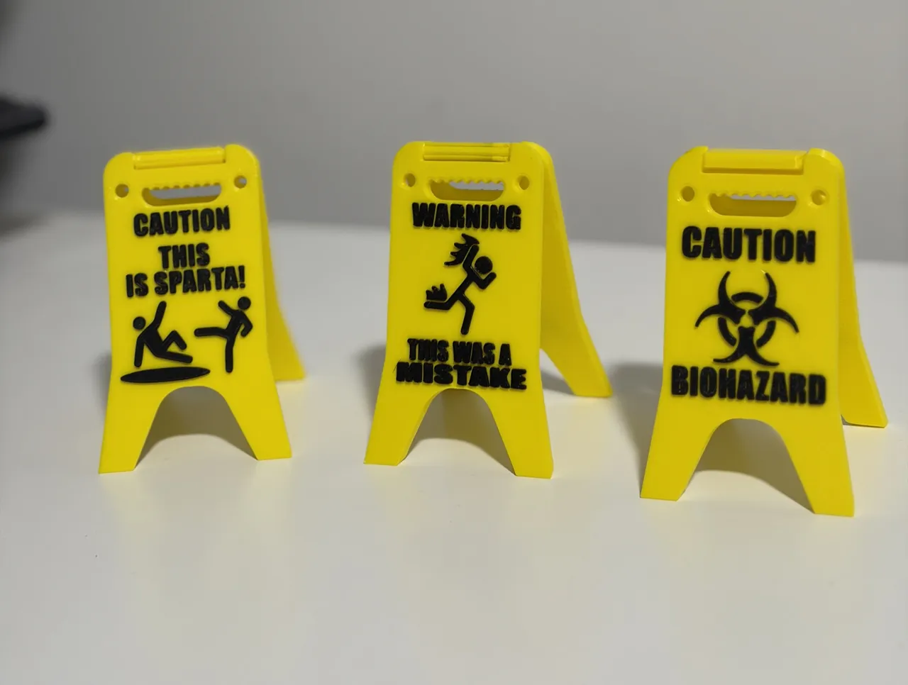 Funny mini Floor Signs (caution, warning) view 4