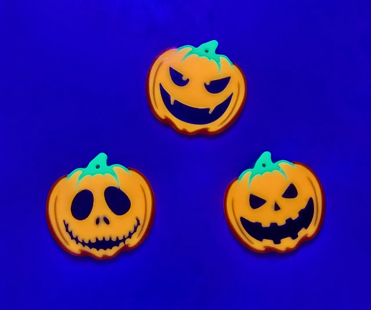 Carved Pumpkin Earrings - 5 styles and a no face view 3