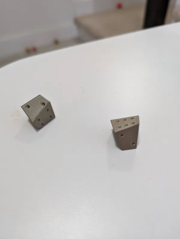 Dés asymétriques "Skew Dice"