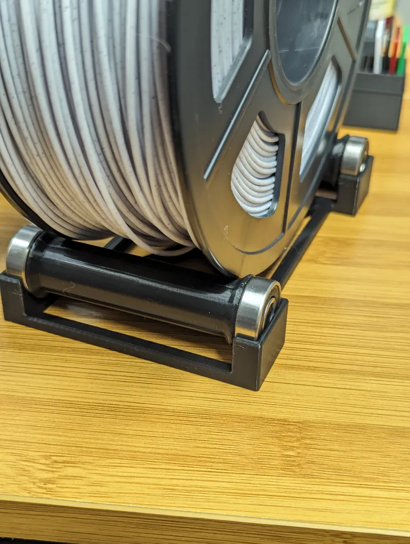 Filament Spool Roller