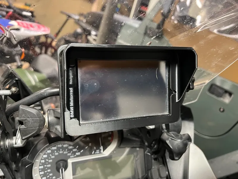 BMW Navigator 5 Sunshade