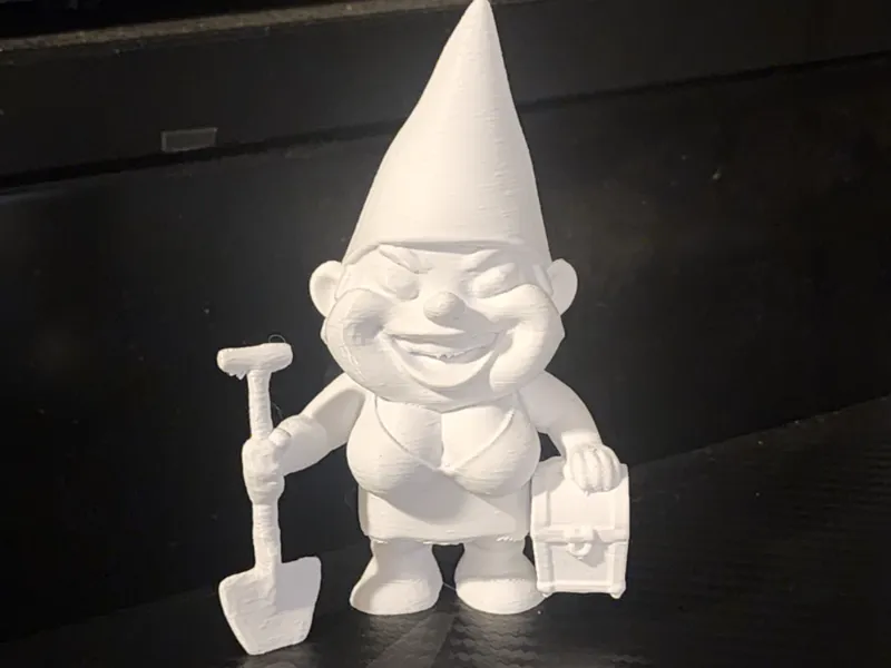 Garden Gnome Gold Digger