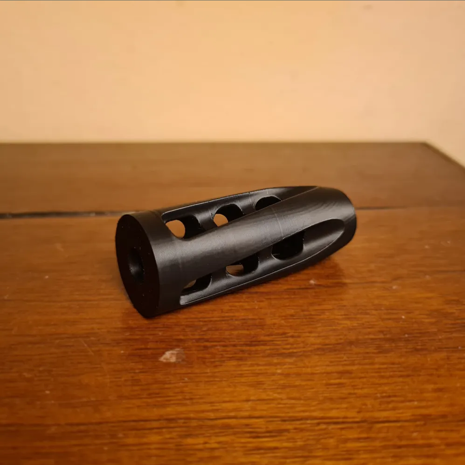 Miniatura 2 do modelo 3D Muzzle Brake Twist1