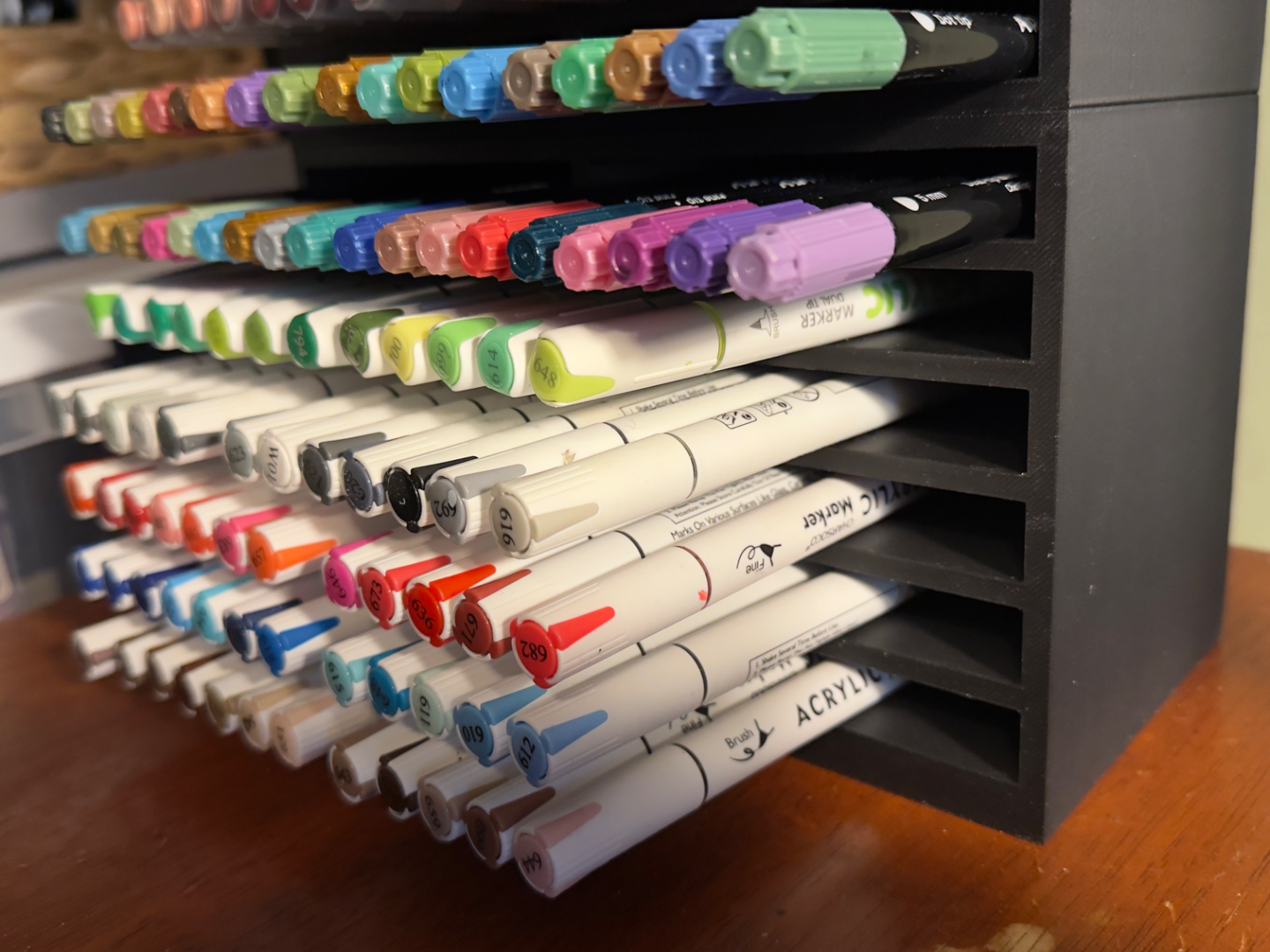 Standing Acrylic Paint Pen Rack