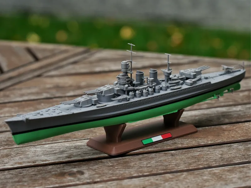 Italian Battleship Littorio - 300mm Scale