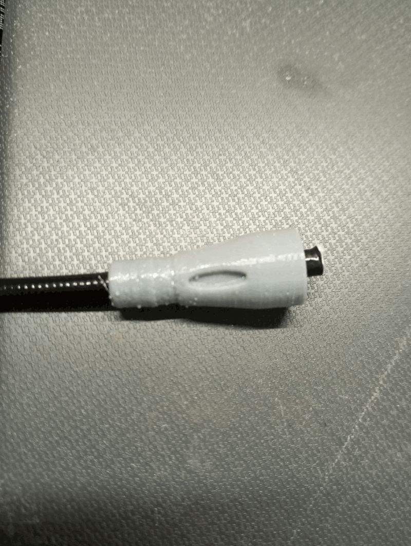 Hydraulic cable protector