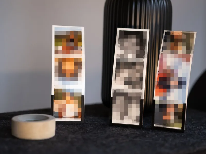 Mini Photo Strip Stand