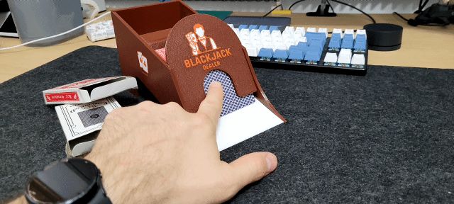 Blackjack Card Dealer Shoe (Rubber Tension)