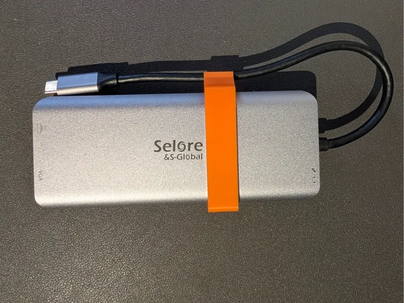 Selore USB C Hub Cable Clip 