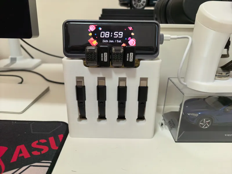 Anker Prime 250w 桌面伸缩线充电站