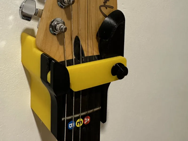 Stratocaster Wall Mount with Lock + bottom bracket