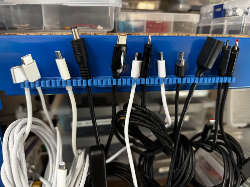 Simple USB Cable Holder