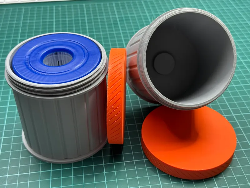 Screwable can for Bestway pool filter size I