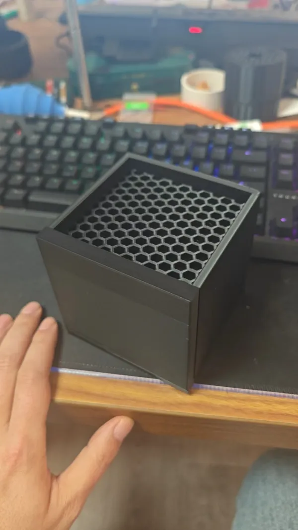 https://makerworld.bblmw.com/makerworld/model/UScc349400d35b3/design/2024-04-22_7dc138e44f5e9.jpg