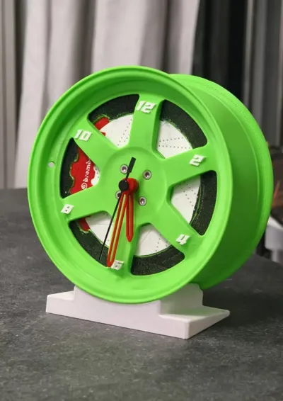 TE37 Wheel Desk Clock