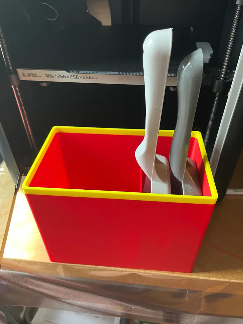 Cat litter scoop holder