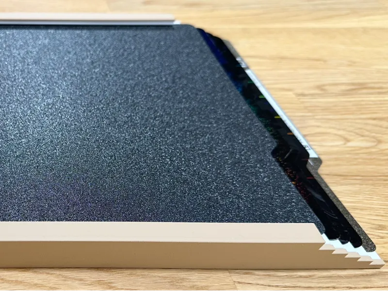 Build plate holder with wall/table mount