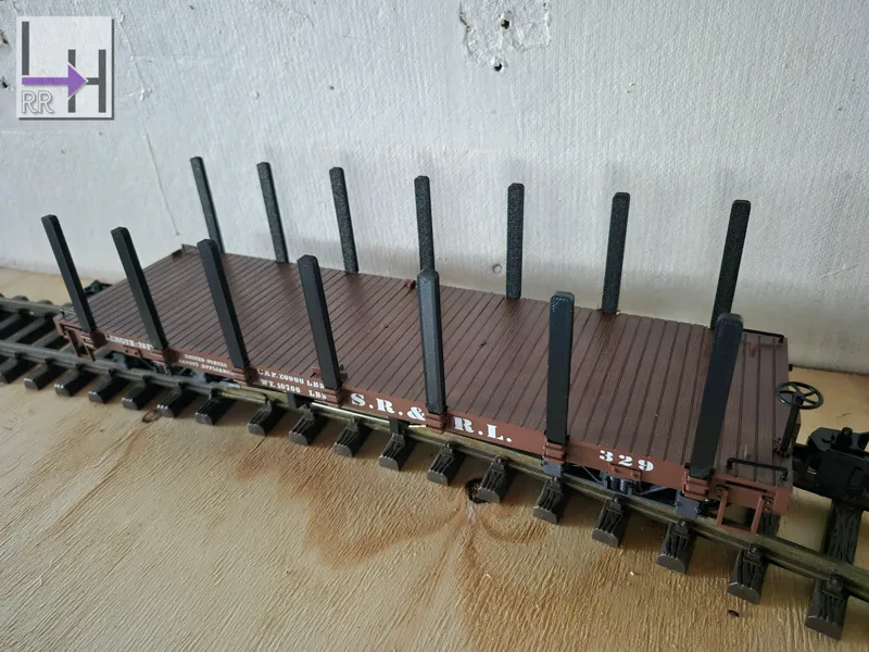 Flatbed stakes, LGB cars