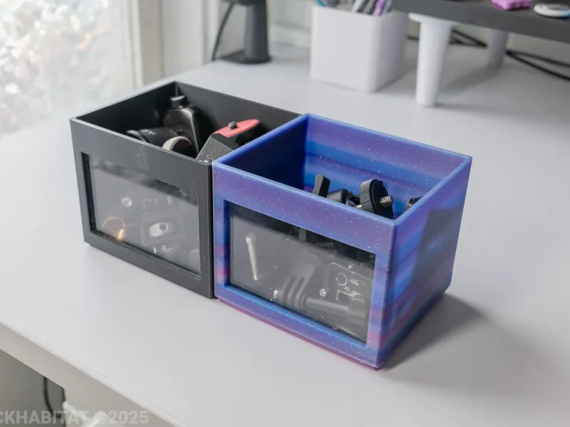 PlexiBox