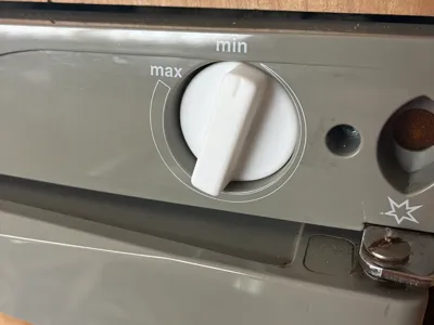 ELECTROLUX CAMPER FRIDGE POWER/GAS ADJUSTMENT