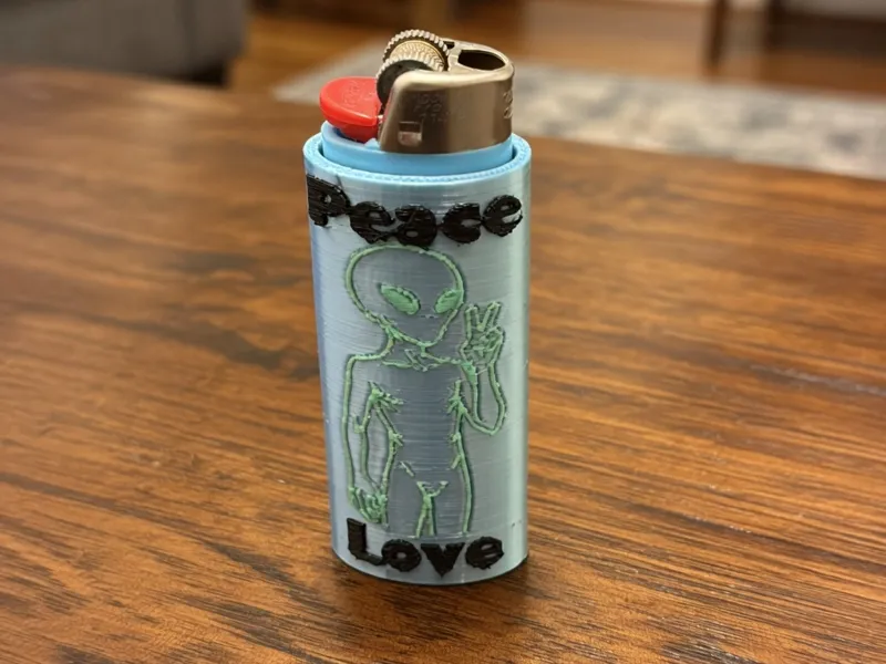 peace and love alien bic sleeve