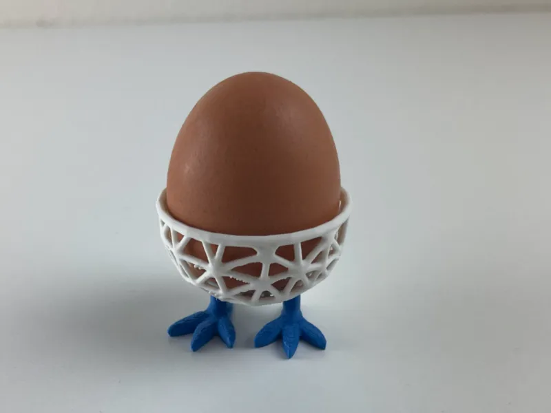 Cute Voronoi Chicken Feet Egg Holder