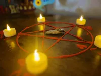 Pentagramme de cire pour jeux de plateau — photo 1