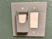 Cache-interrupteur avec support télécommande — photo 1