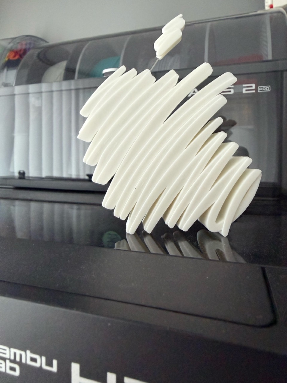 Miniatura 2 do modelo 3D Apple 50th