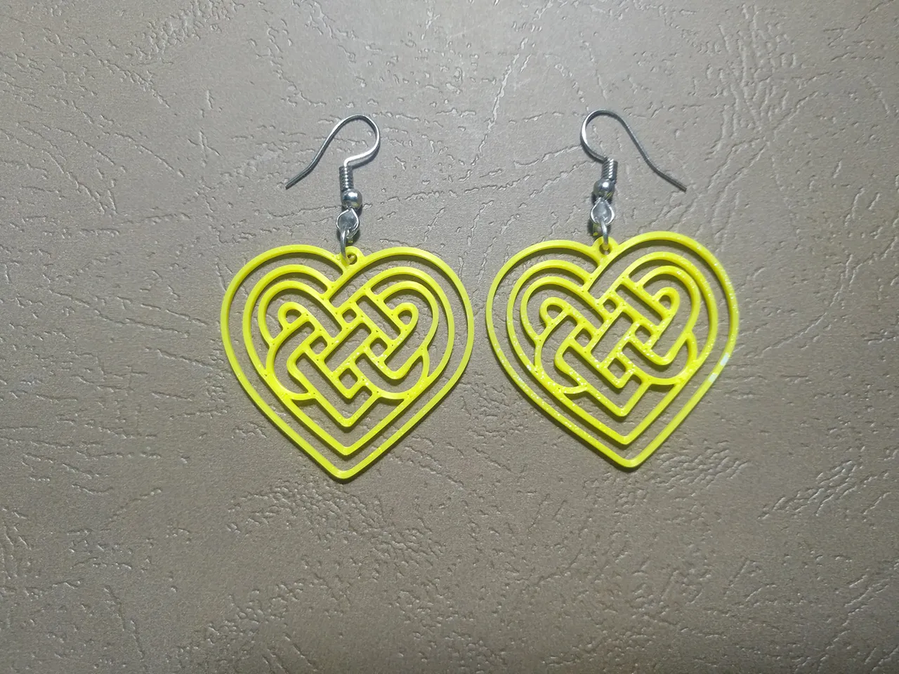 Heartlace Echo Earrings view 3
