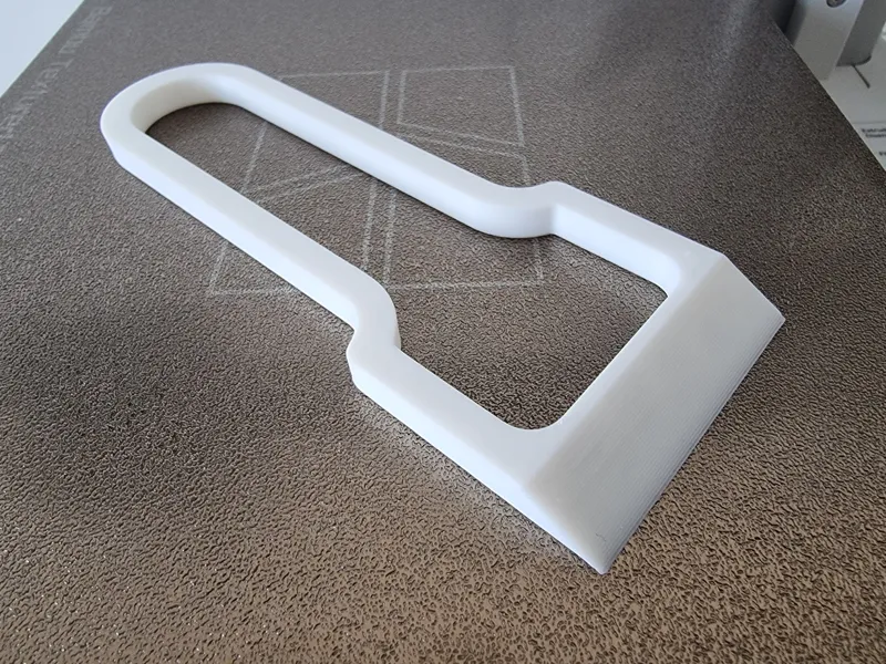 Bed Scraper - Strong & Lightweight