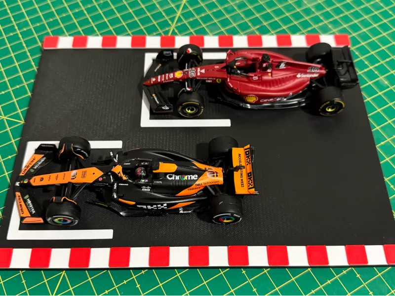 Bburago F1 cars starting grid
