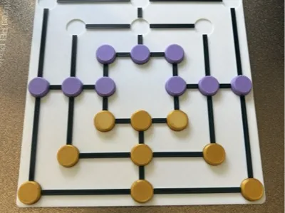Nine Men's Morris - Ancient Strategy Game