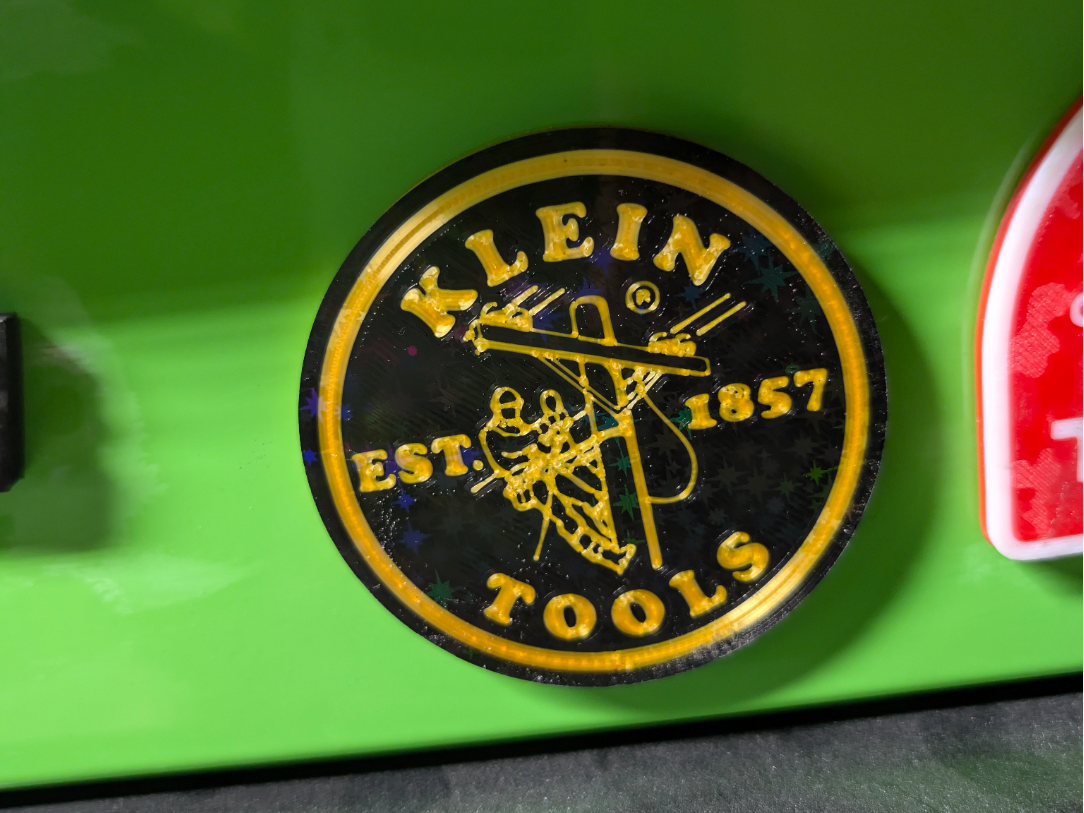 Klein Tools Toolbox & Rollcab Magnet