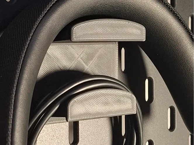 Headphone and cable holder for IKEA Skadis(Skådis)