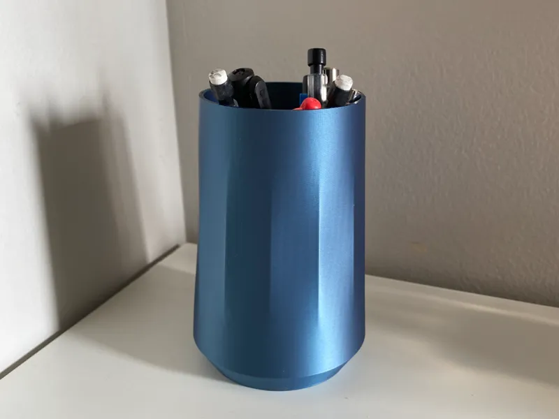 Pen Container