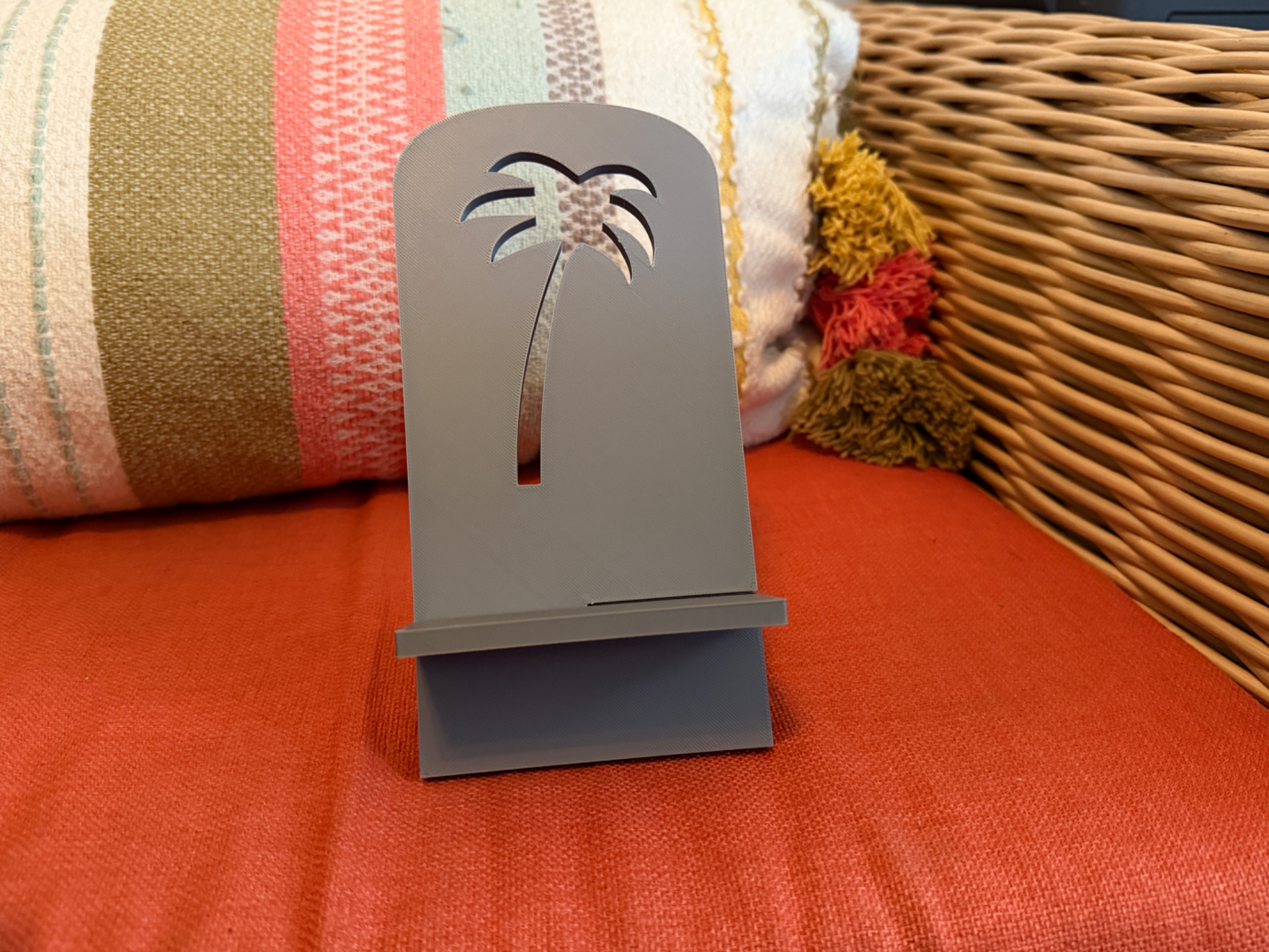 2-Piece Phone Holder – Palm Tree Design