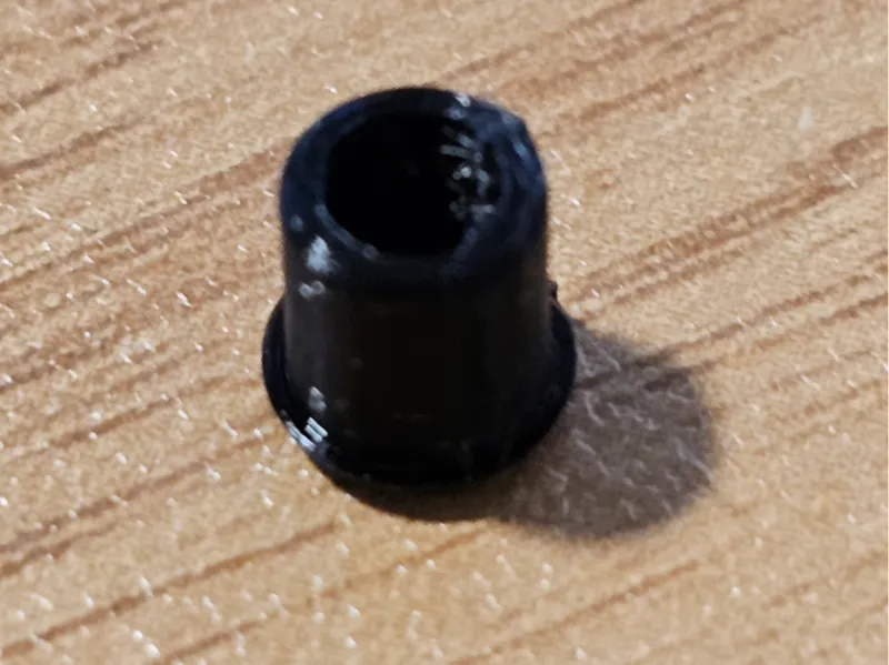 Rear Trunk Lid Grommets Clips for Mercedes Emblem 
