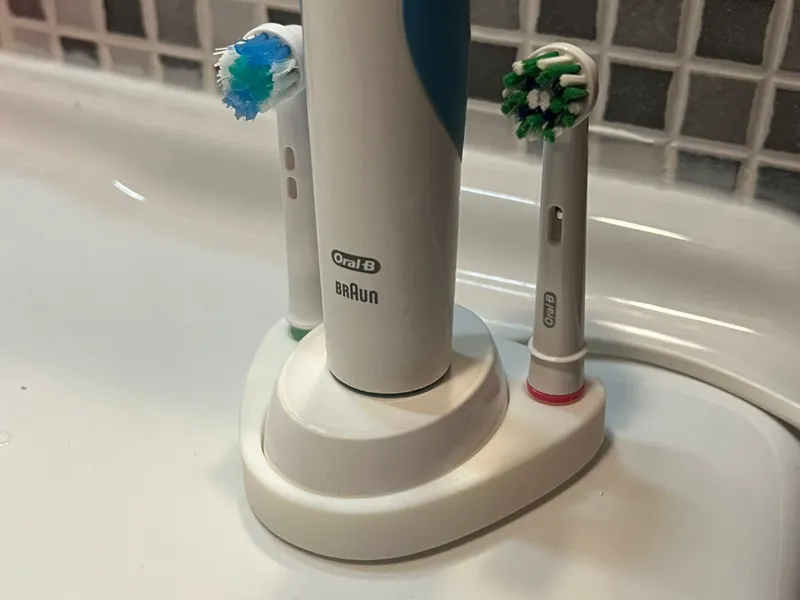 OralB+ porta testine