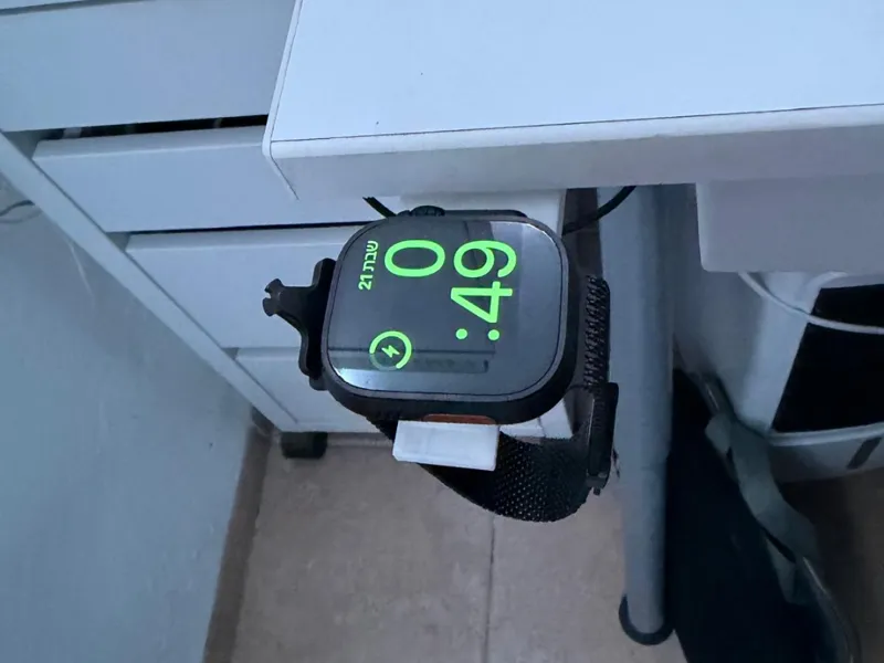 Apple Watch Table Charger Holder